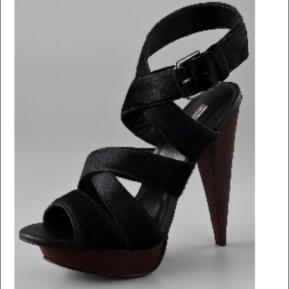 Report Signature Williston Sandal - Picture 4 of 4